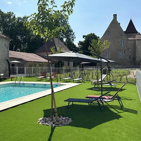 Chateau Historique Avec Piscine, Gite Romantique, Ideal Famille, Activites Variees Et Services Inclus. - Fr-1-489-502 Tatil Evi